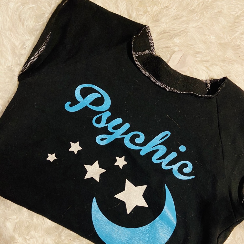 Psychic crop top sweater
